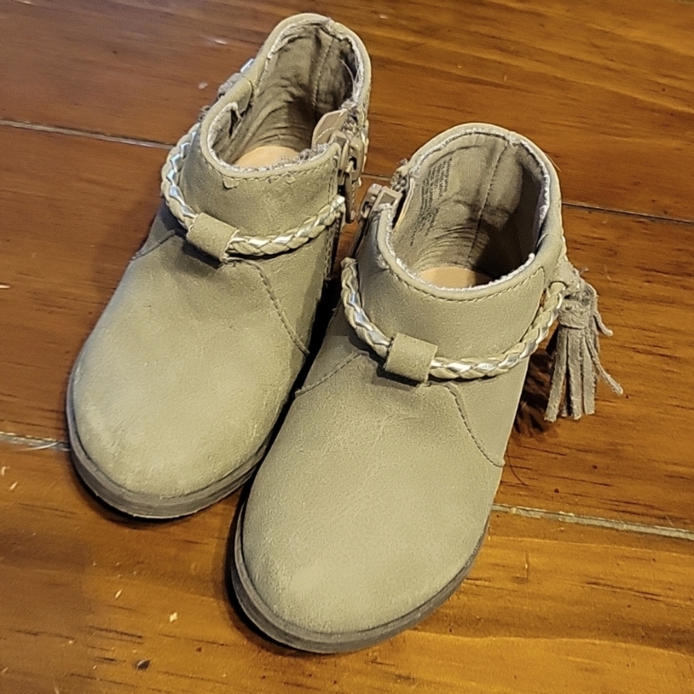 😊 WONDER NATION BOOTS